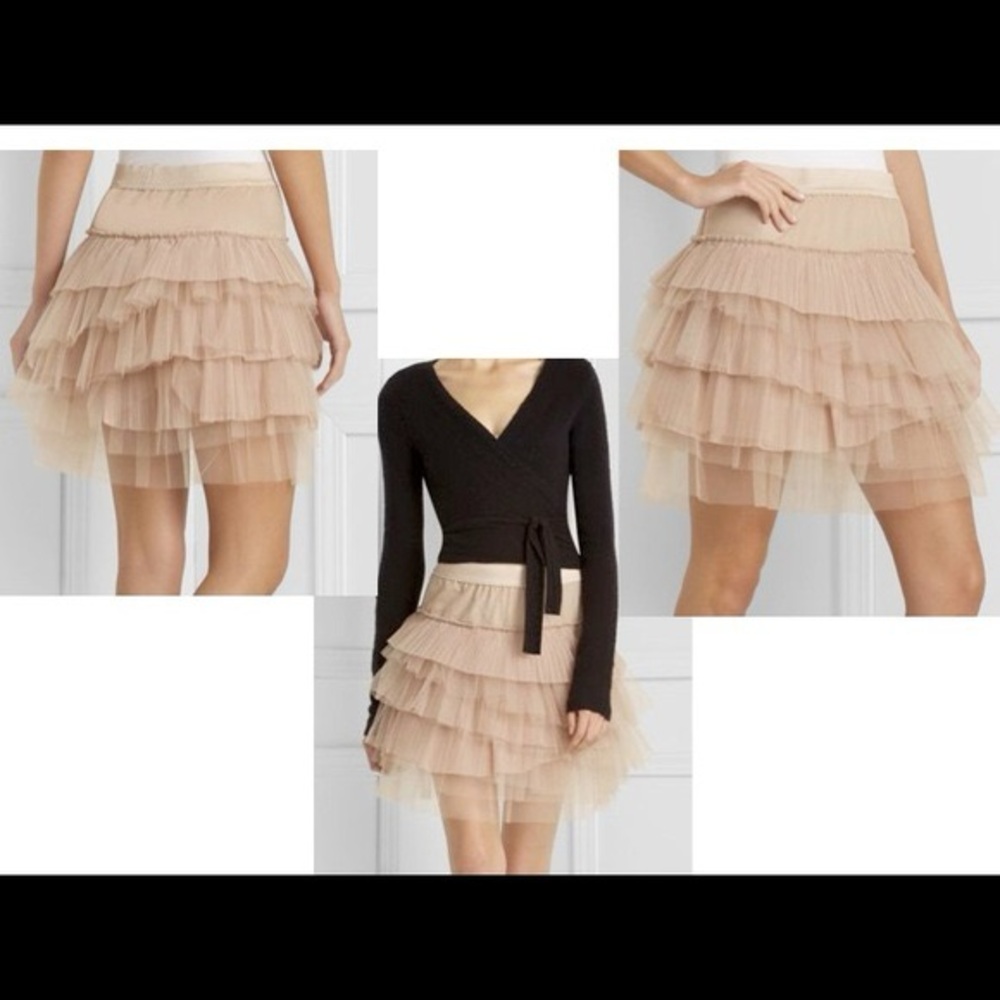 BCBG Max Azria Elegant Black Tiered Tulle Skirt